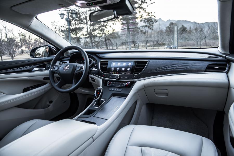 Торпедо Buick LaCrosse Avenir 2019 года  (CN) (фото 21 из 25)